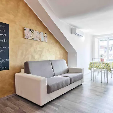 Apartment Mansarda Dream Porta Nuova *